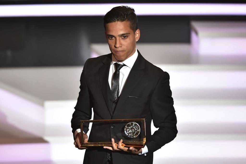 Wendell Lira venceu Messi na disputa pelo gol mais bonito de 2015 | /AFP