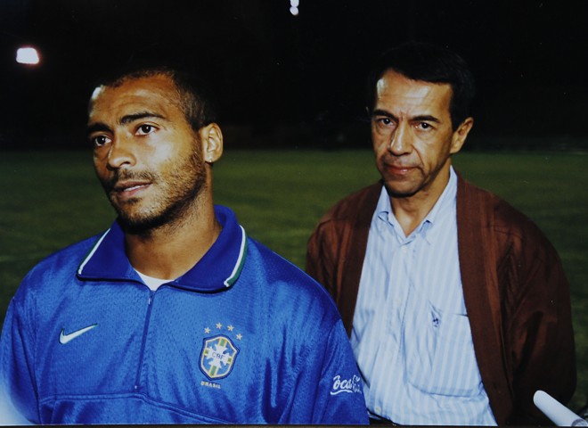 Militão com Romário, antes do Baixinho ser cortado na Copa de 1998, na França. | Arquivo pessoal
