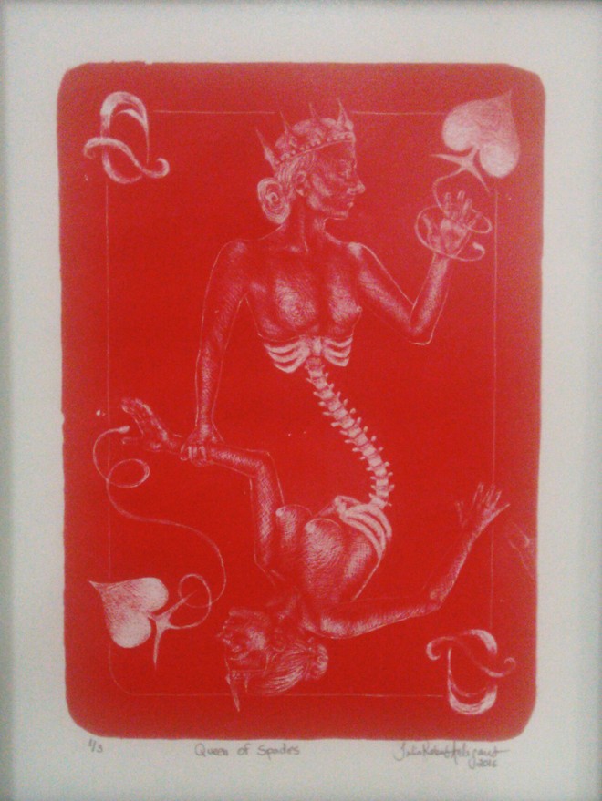 Obra “Queens of Spades” faz parte da série “autorretrato” da artista Julia Kobus e retarta a relação com a mãe | Julia Kobus/Divulgação