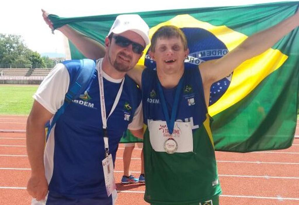 Wilson Bini Júnior e Josenei Grecvycvy | Wilson Bini Júnior /Arquivo Pessoal