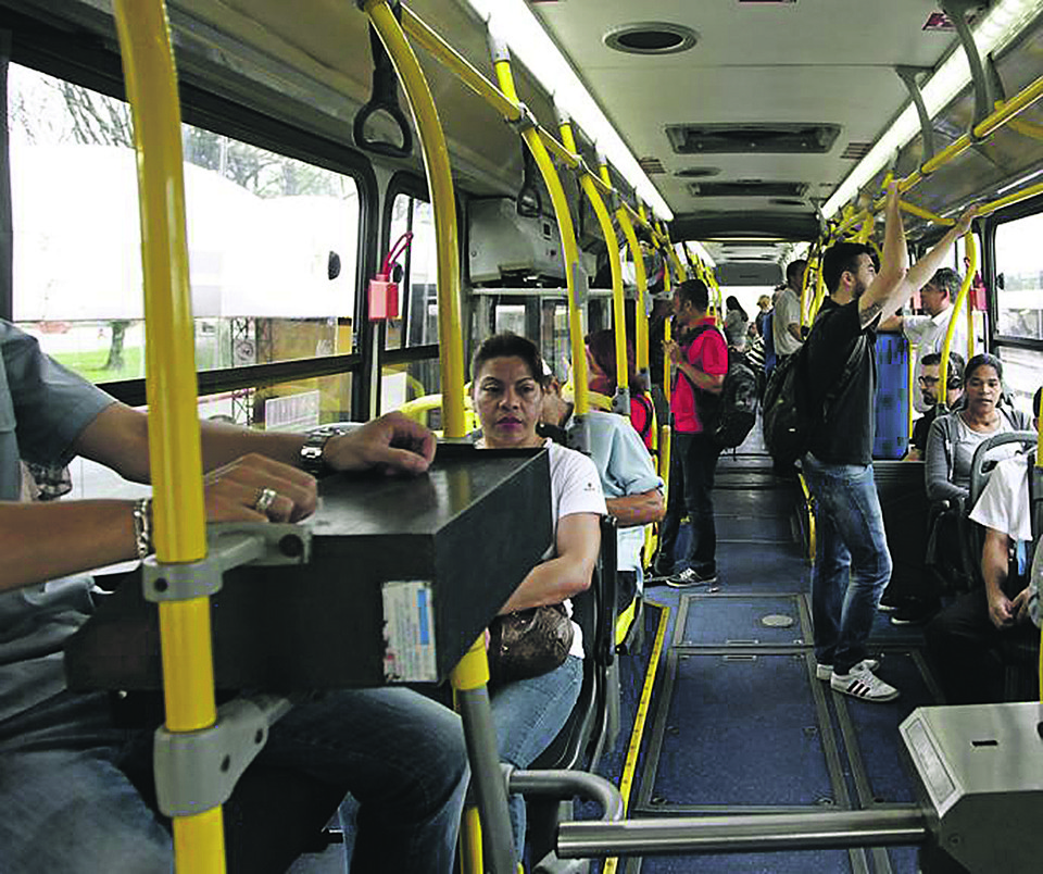 Desde 1995, o sistema do transporte coletivo de Curitiba perde passageiros. | Antônio More/Gazeta do Povo