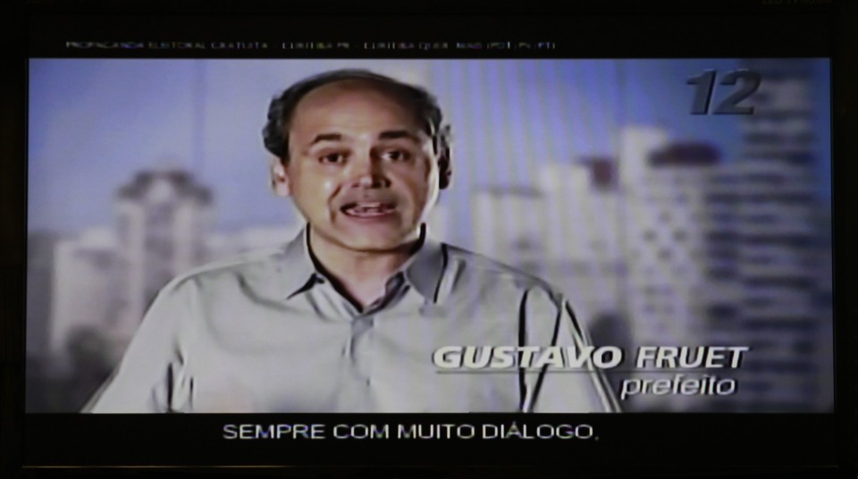 Imagem do programa do atual prefeito, Gustavo Fruet, em 2012 | Daniel Castellano/Gazeta do Povo/Arquivo