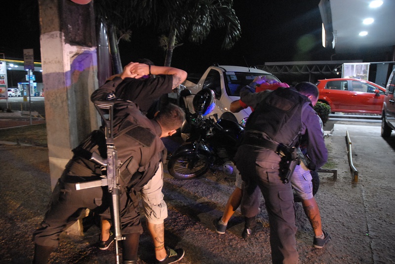 Polícia revista suspeitos no Rio Grande do Norte | ASSECOM/Rio Grande do Norte