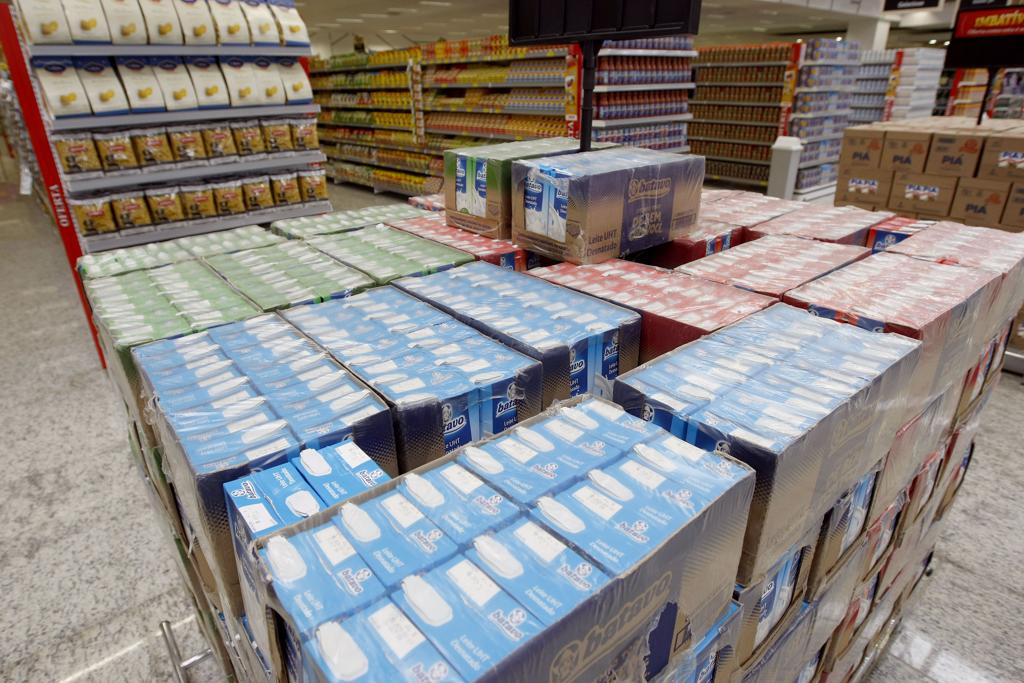 Na comparação com maio deste ano, a queda do preço do leite nos EUA foi de 1% -  um dos itens que deram maior alívio para o bolso dos americanos | Arquivo/Gazeta do Povo