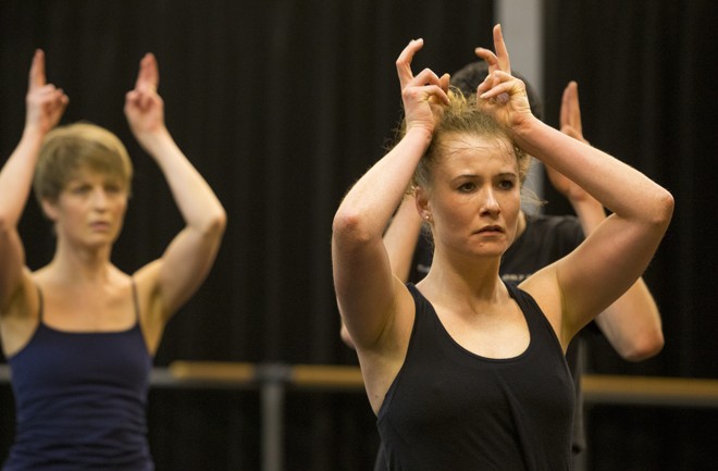Cena do primeiro ensaio aberto do espetáculo | Hugo Harada/Gazeta do Povo