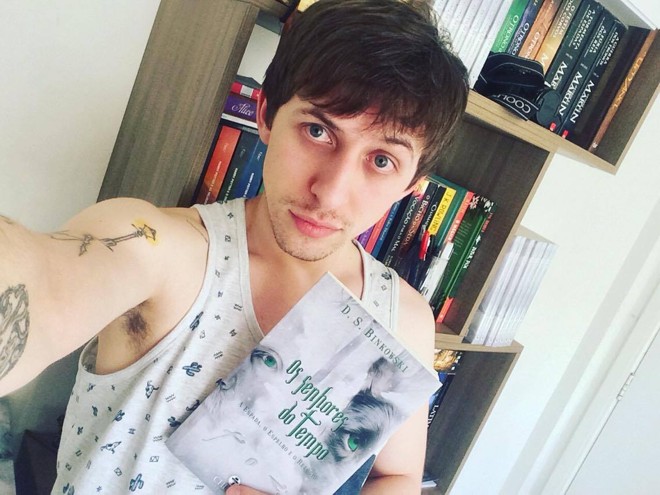 Diego Samuel Bincowski e sua obra “Senhores do Tempo” | Divulgação