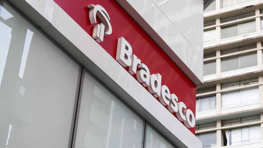 Cerca de 150 funcionários do Bradesco estão trabalhando no “novo banco”. | Daniel Castellano/Gazeta do Povo