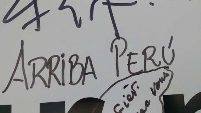 Apoio à delegação peruana. |