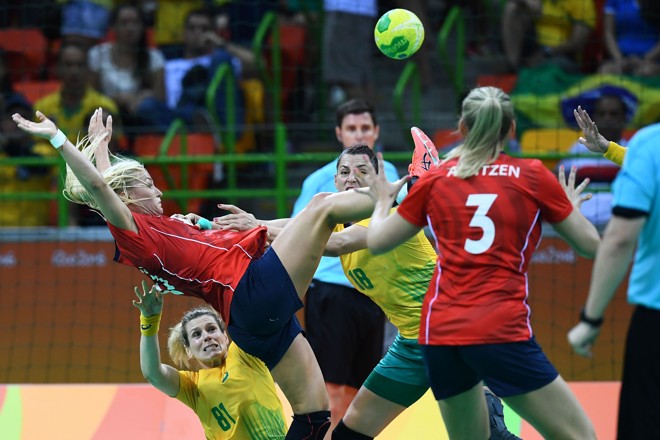 Brasil x Noruega, handebol feminino. | FRANCK FIFE/AFP
