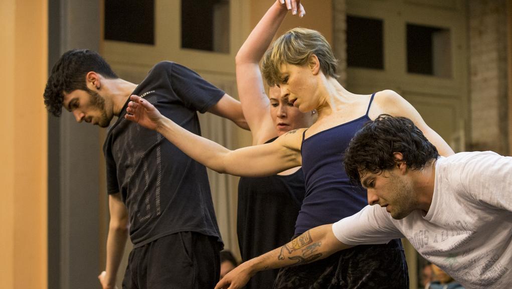 Elenco reúne dançarinos de origens distintas, do clássico ao hip hop. | Hugo Harada/Gazeta do Povo