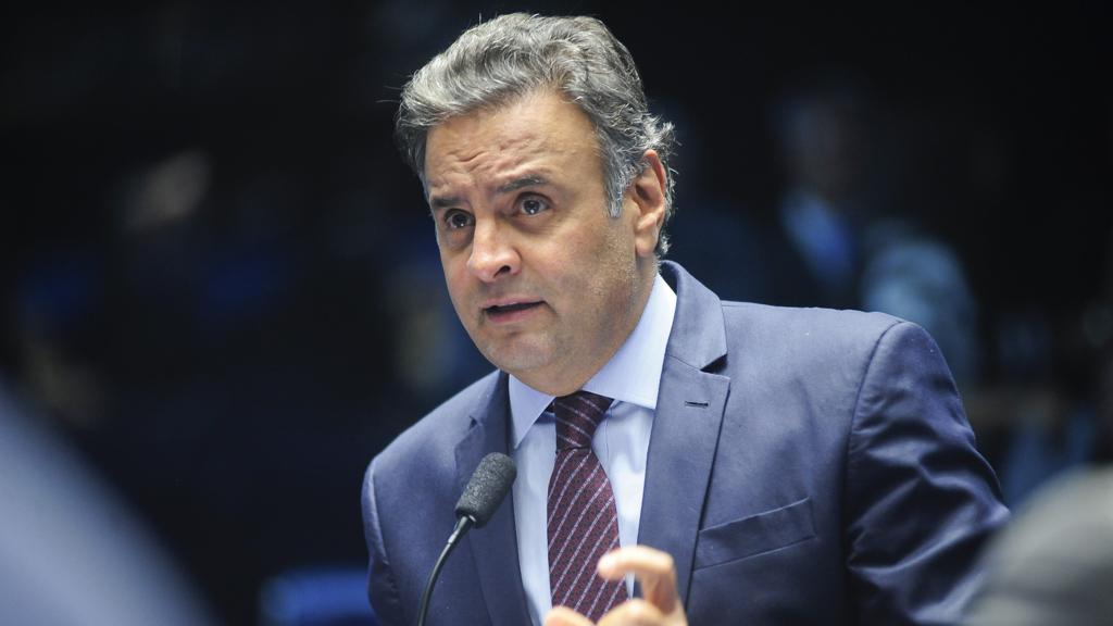 Senador Aécio Neves (PSDB-MG) será o 11.º a fazer perguntas para a presidente afastada Dilma Rousseff. | Pedro França/Agência Senado