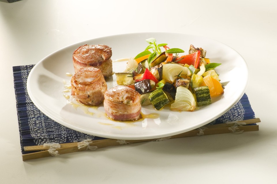 Filé de suíno e o bacon unem sabores com vegetais conhecidos da cozinha brasileira | Frimesa/Divulgação