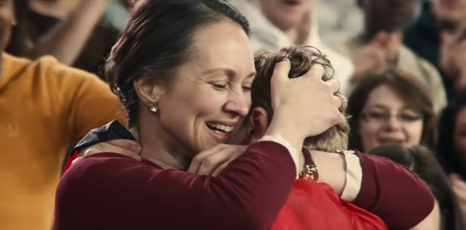 Vídeo da marca P&G, que mostra a importância do apoio materno aos atletas, atingiu mais de 20 milhões de visualizações no Youtube. | Reprodução/Youtube P&G (Protect & Gamble)