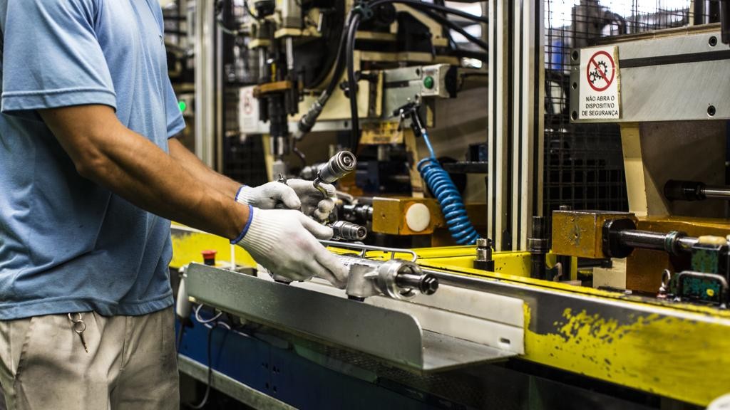 Dos 24 setores acompanhados pela pesquisa, 18 tiveram aumento de produção em junho na comparação com maio. | /