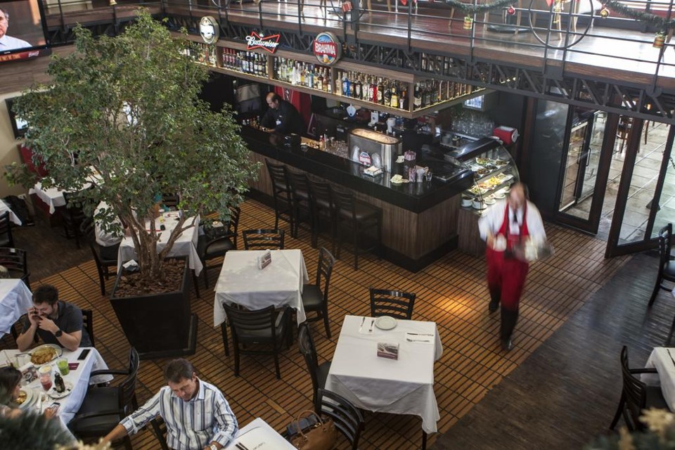 Curso de Gestão de Bares e Restaurantes é uma das novidades da pós-graduação da Opet | Marcelo Andrade/Gazeta do Povo