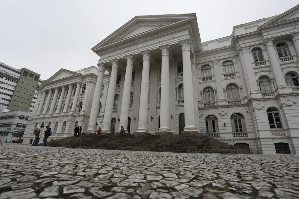 Estudantes podem ser inscrever para o vestibular da UFPR a partir das 14h desta quinta-feira (18). | Henry Milleo/Gazeta