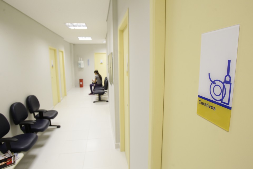 Consumidores serão notificados das mudanças relacionadas aos médicos e estabelecimentos conveniados com seu plano | Daniel Castellano/Gazeta do Povo/Arquivo