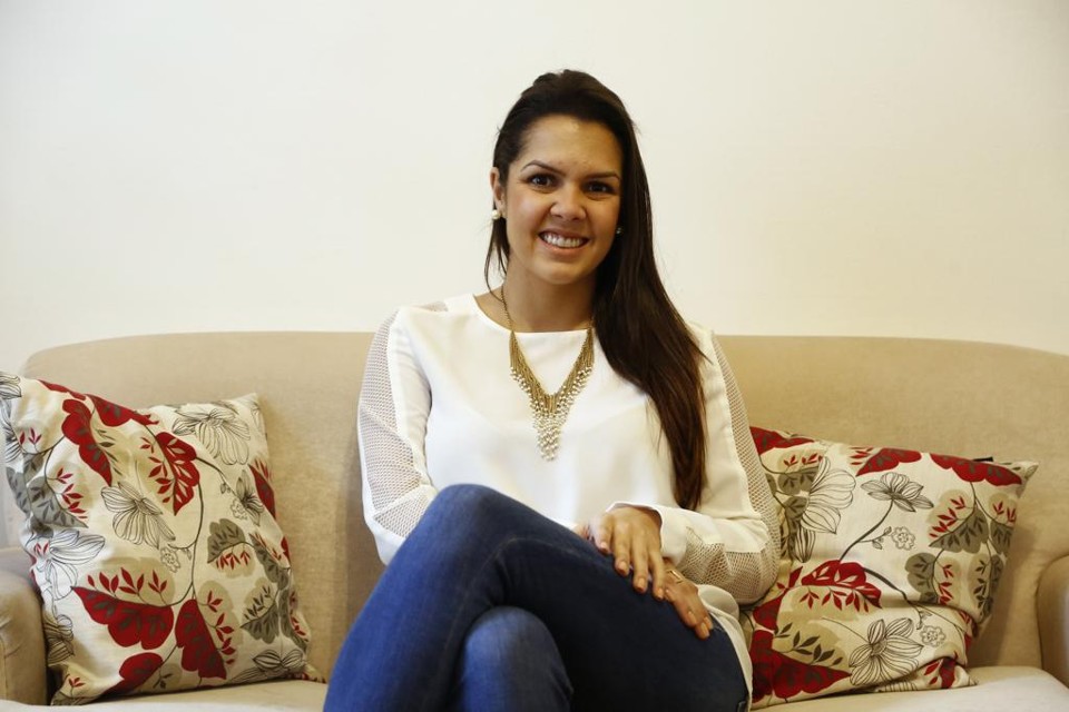 Em Curitiba, a psicóloga Cristiana Almeida é uma dos profissionais de saúde já cadastrados no sistema da ONG | Henry Milleo/Gazeta