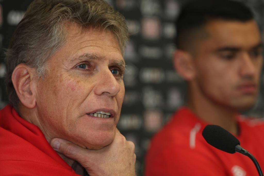 Técnico Paulo Autuori : preocupação com a arbitragem diante das reclamações do Flamengo. | Aniele Nascimento/Gazeta do Povo