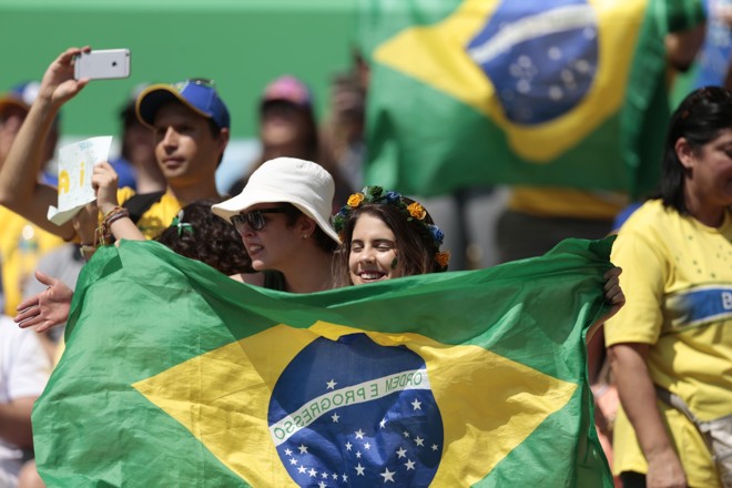 Torcida fez a festa durante toda a partida | Albari RosaGazeta do Povo