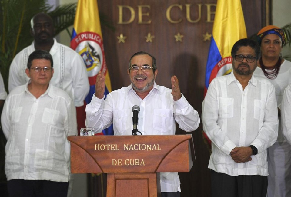 Líder máximo das Farc, Timoleón Jiménez anuncia o cessar-fogo durante conferência em Havana, Cuba | Yamil Lage/AFP