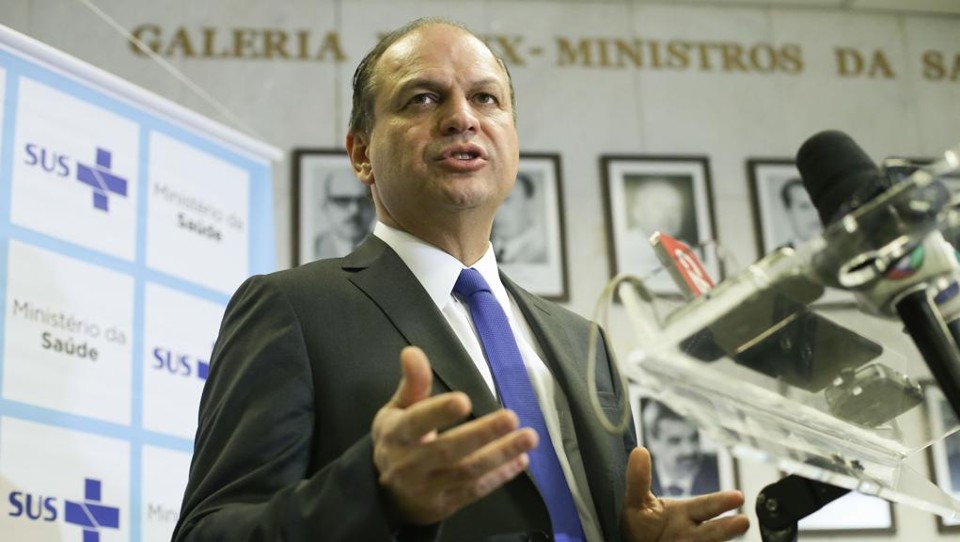 Ricardo Barros diz que clientes dos “planos populares” teriam atendimento melhor que no SUS. | Elza Fiuza/Agência Brasil