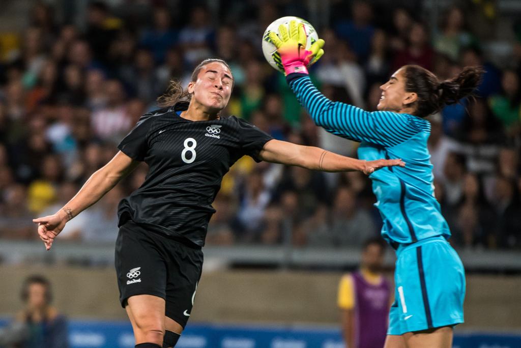 Goleira americana Hope Solo virou motivo de zoação na estreia da seleção americana. | GUSTAVO ANDRADE/AFP