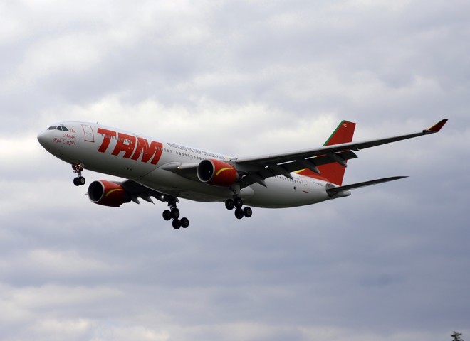Um Airbus A330 da TAM | Allen Watkin/Flickr