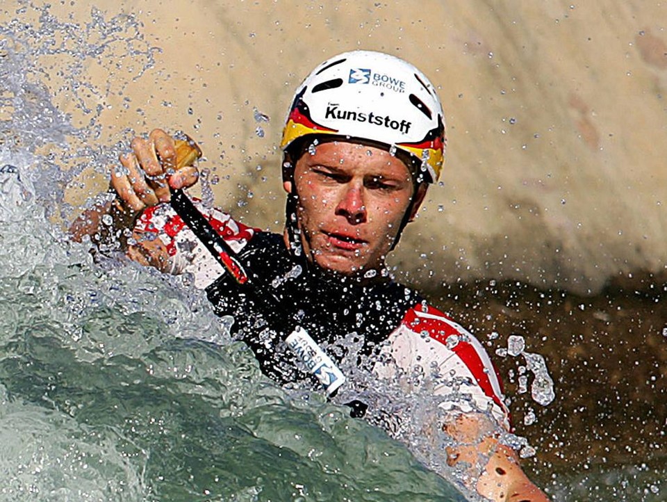 Henze em ação na canoagem: alemão morreu nesta segunda-feira (15) | TORSTEN BLACKWOOD/AFP
