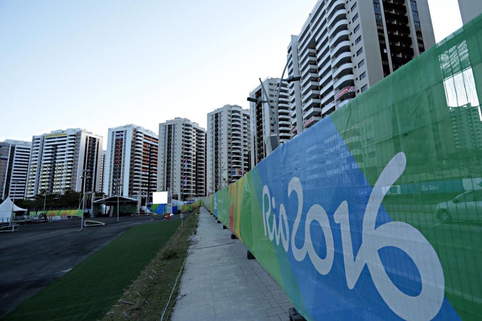 Vila  Olímpica: R$ 20 mil  e um funcionário preso. | Albari Rosa/Gazeta do Povo