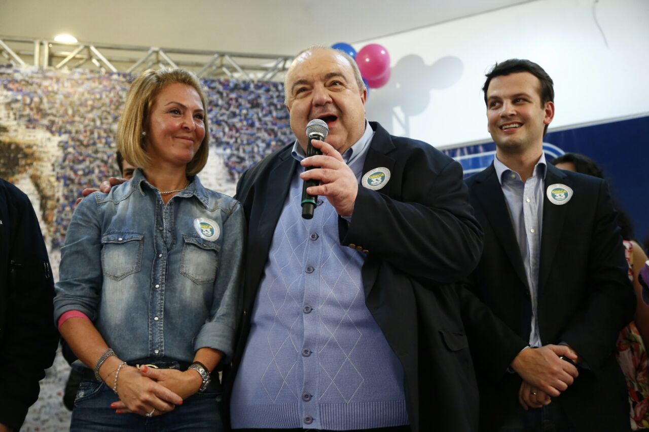 Fernanda Richa (à esq.), Rafael Greca e Eduardo Pimentel Slaviero (à dir.) | Hugo Harada/Gazeta do Povo