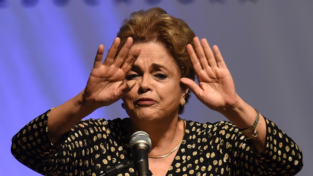 Presidente afastada Dilma Rousseff aguarda julgamento no Senado sobre impeachment. | Evaristo Sá/AFP