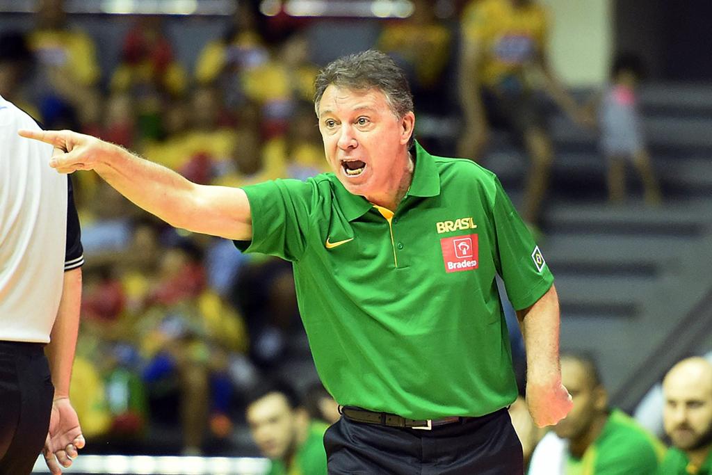 Argentino Rubén Magnano deixou o comando da seleção masculina de basquete depois de seis anos | Gaspar Nóbrega/Inovafoto / CBB