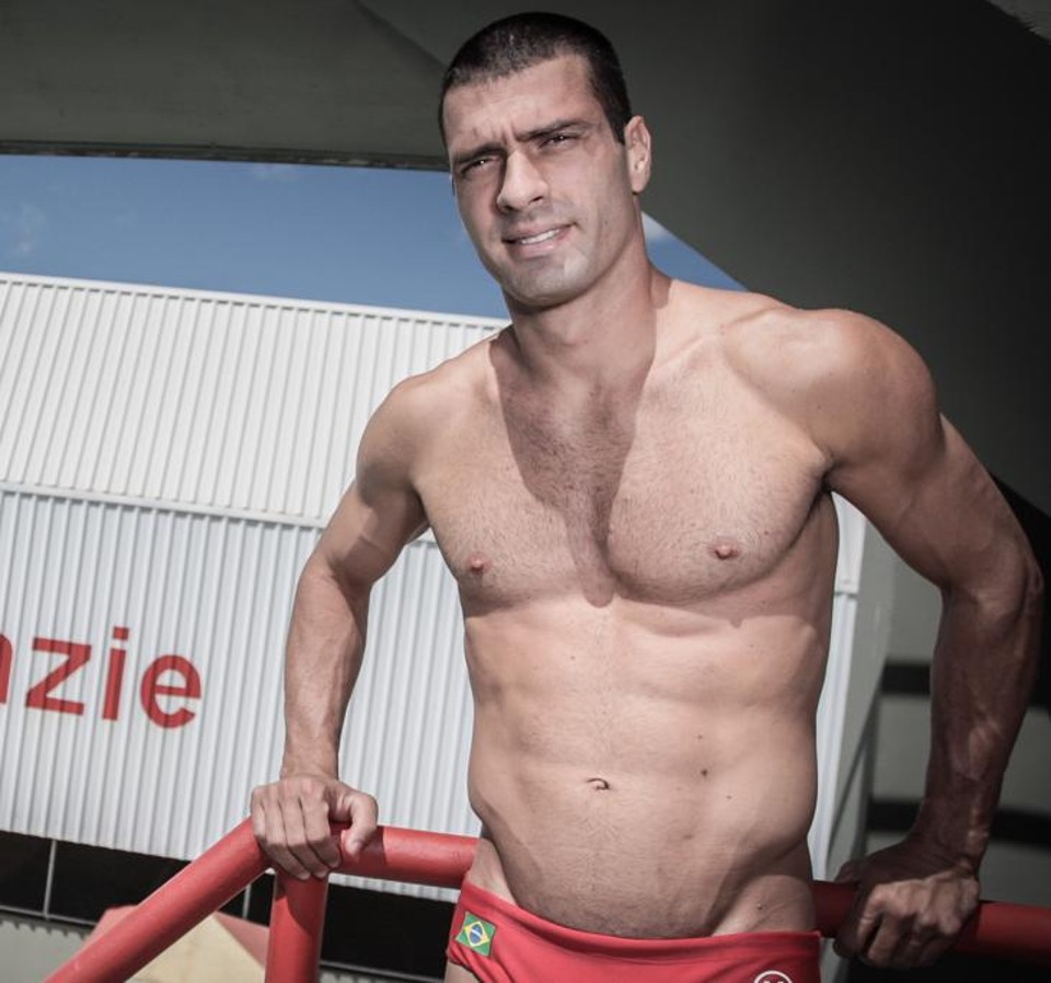 Hugo Parisi, atleta dos saltos ornamentais | Adriano Machado/Divulgação