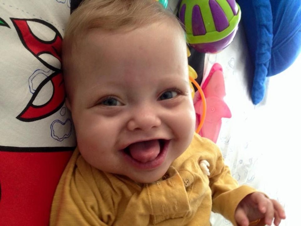 A família da pequena Julia precisa de quase  R$ 5 milhões  para a cirurgia. | Prefeitura de São José dos Pinhais/