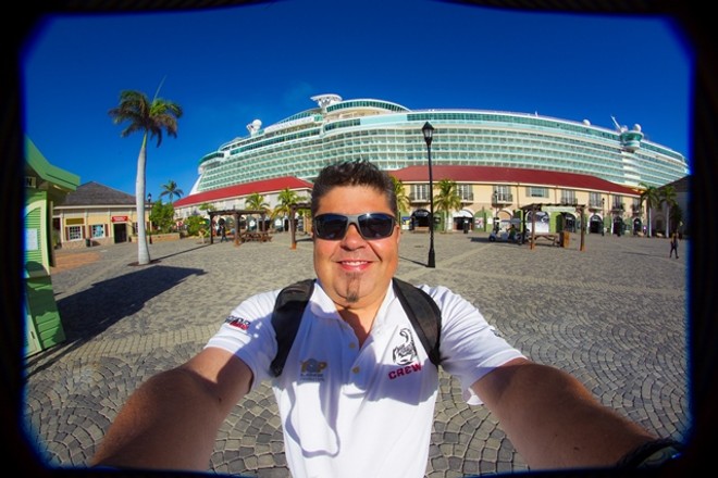 O nome do cruzeiro é uma brincadeira com o peso do navio e da música que é tocada a bordo. | André Smirnoff/Divulgação