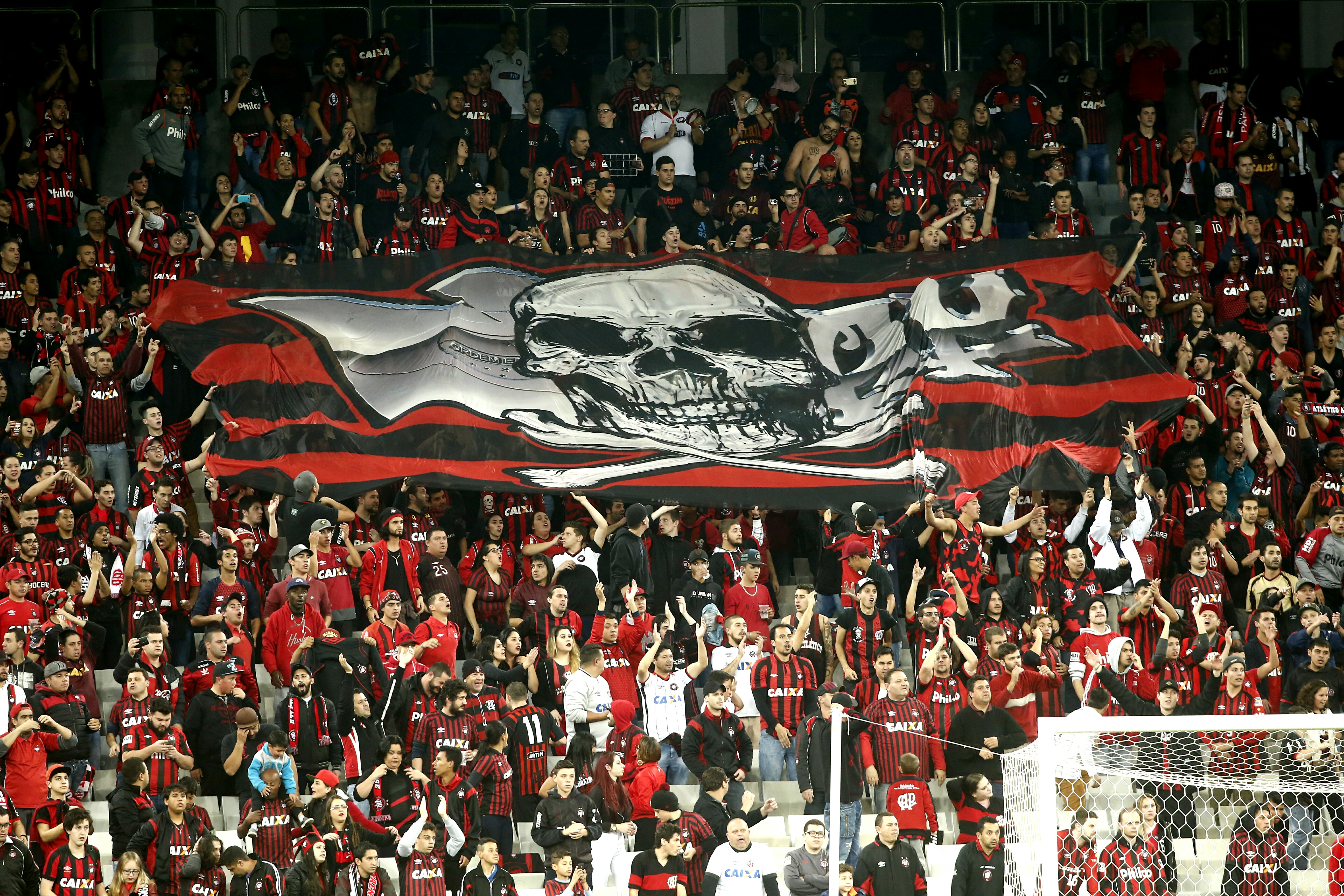 Torcida organizada Os Fanáticos já avisou o clube que atenderá a notificação. | Hugo Harada/Gazeta do Povo