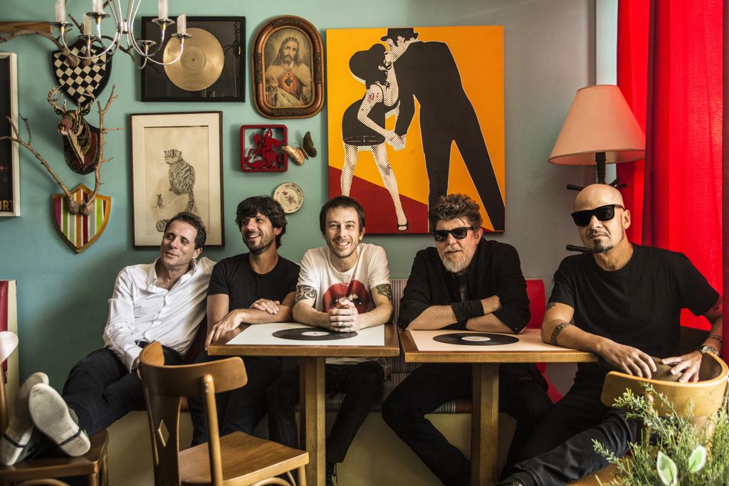 Éramos oito: nova formação dos Titãs toca em Curitiba pela primeira vez. | Silmara Ciuffa/Divulgação