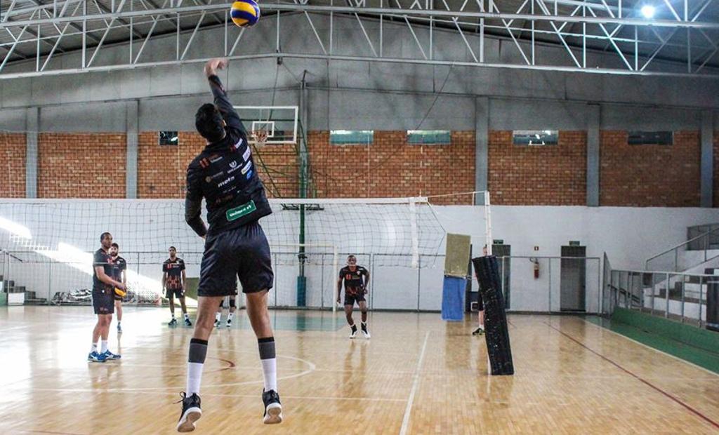 O Maringá Vôlei em treinamento para a Superliga, que inicia em outubro. | Rodrigo Araújo/Maringá Vôlei