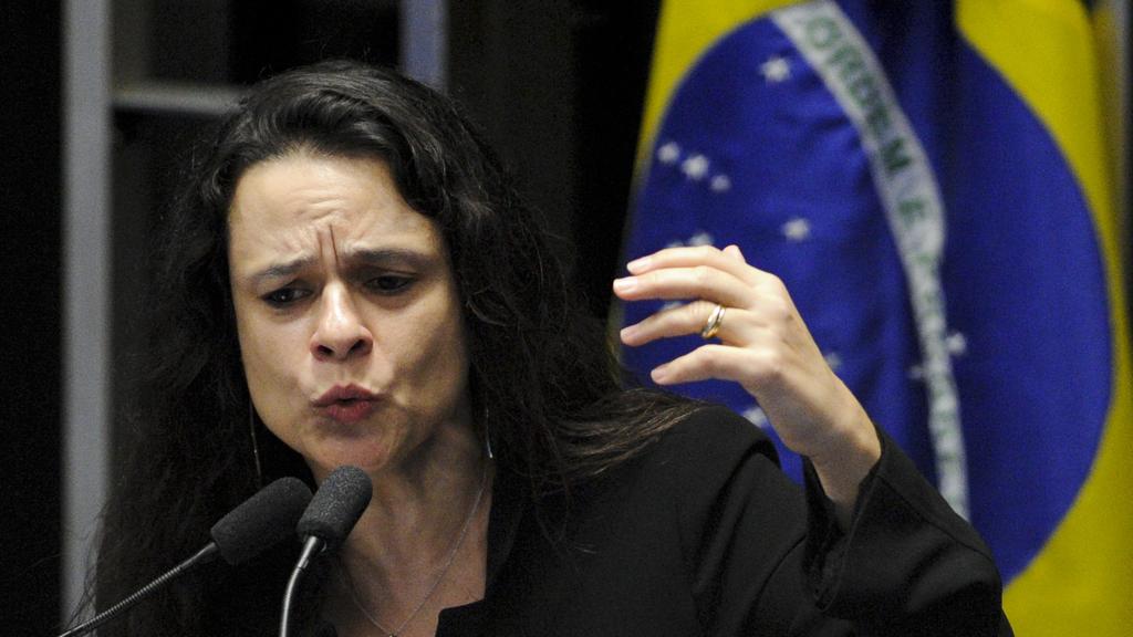 Janaína Paschoal é uma das autoras da denúncia que culminou com o impeachment de Dilma Rousseff. | Edilson Rodrigues/Agência Senado