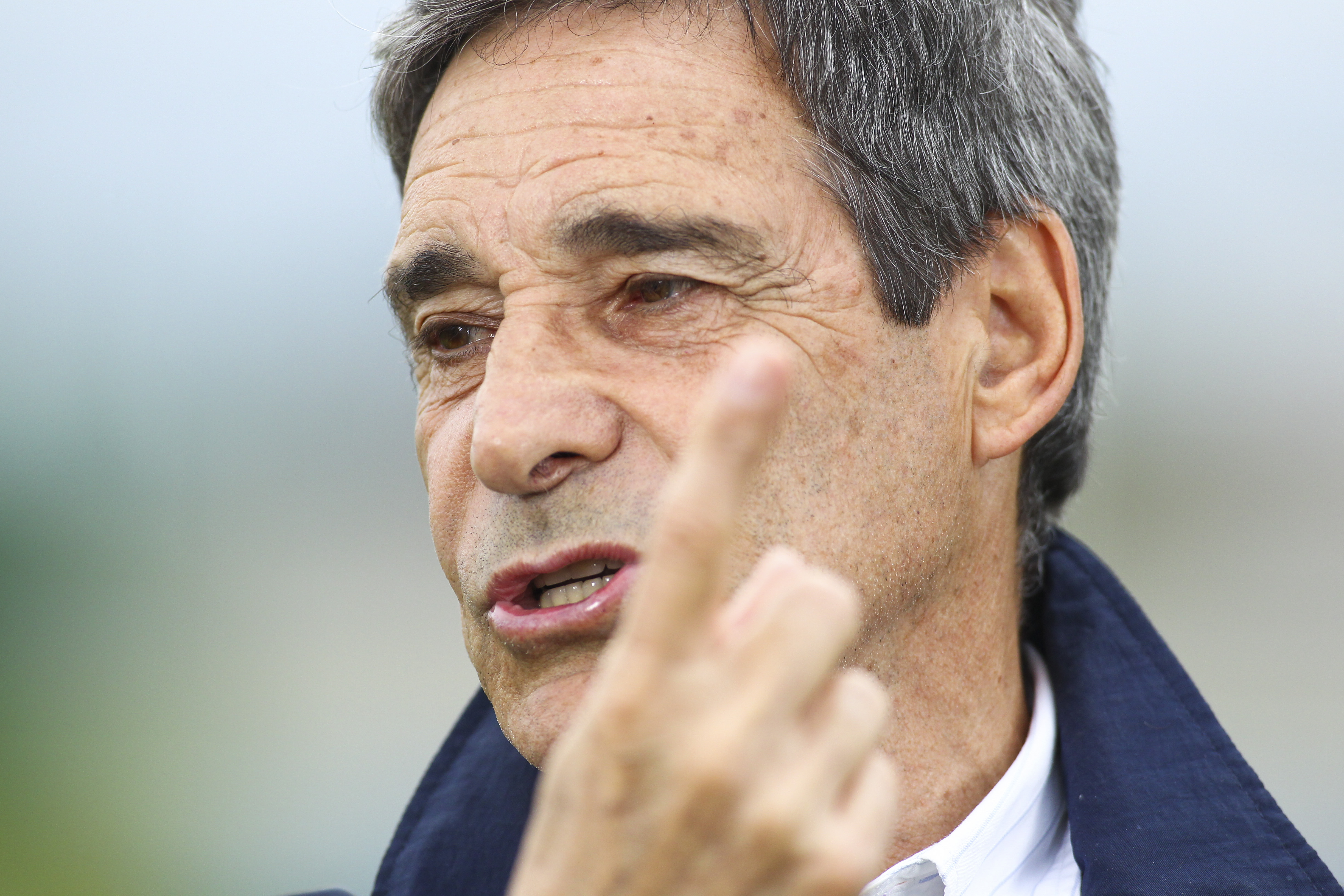 Técnico do Coritiba, Paulo César Carpegiani, reforçou a necessidade de manter o 100% no Couto Pereira. | Daniel Castellano/Gazeta do Povo