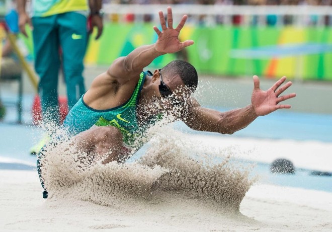 Ricardo Costa levou o ouro no salto em distância para cegos. | SIMON BRUTY FOR OIS/AFP