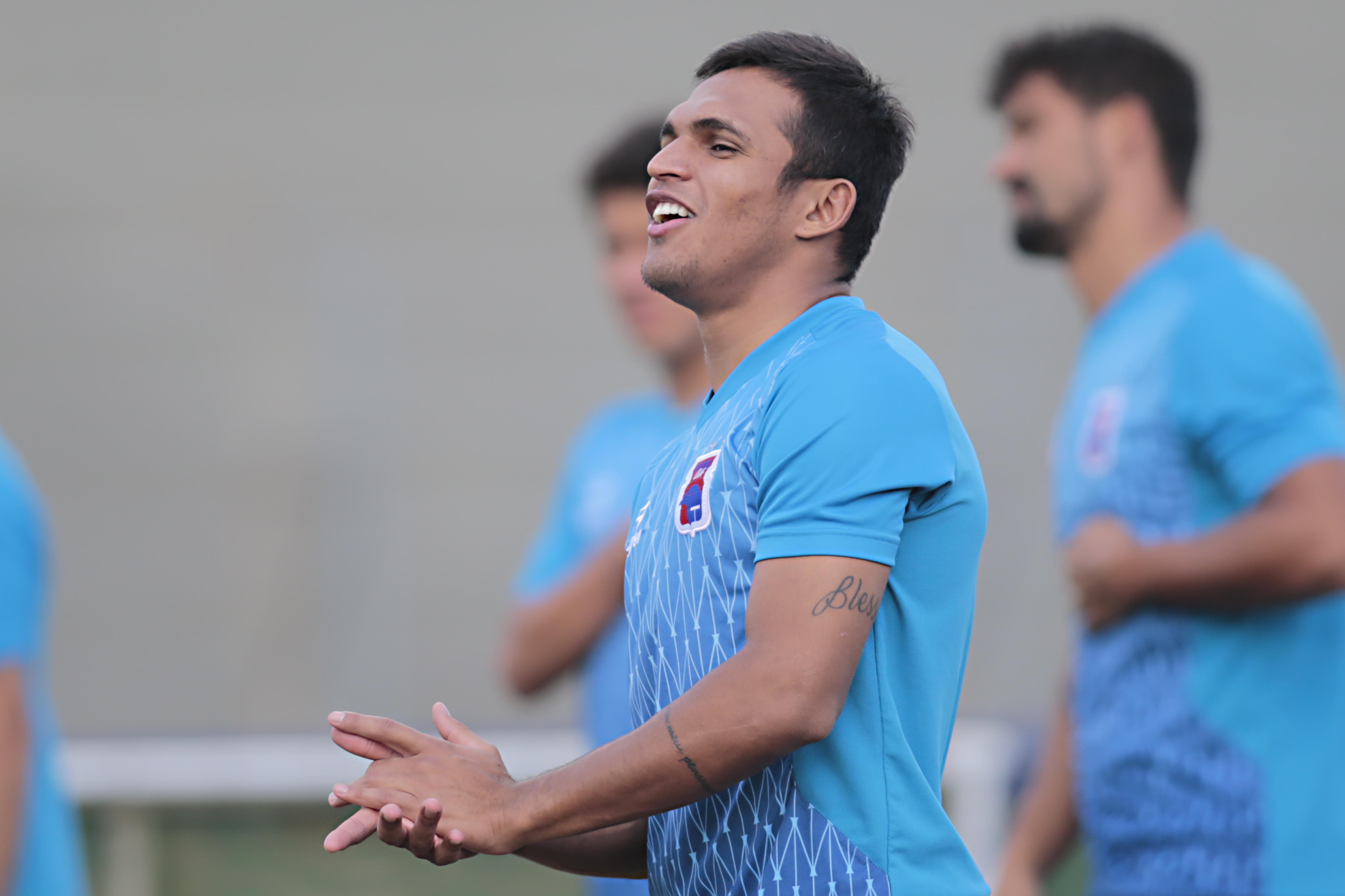 Robson é o artilheiro do Tricolor na Série B com 8 gols. | Albari Rosa/Gazeta do Povo