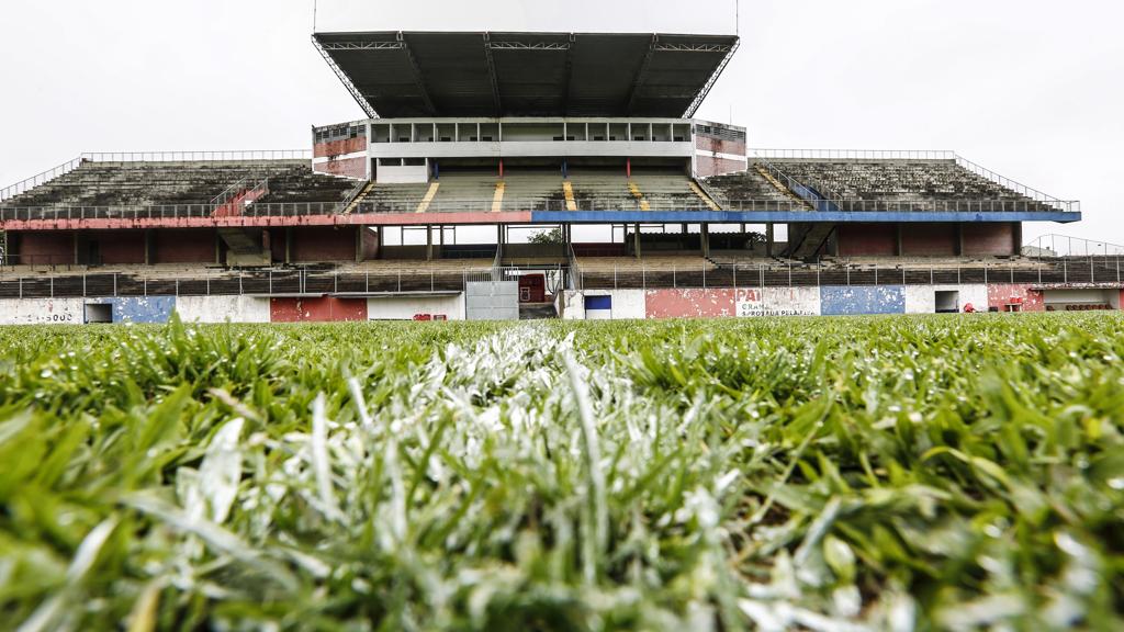 O Érton Coelho Queiroz, a Vila Olímpica do Boqueirão, passou por reformas internas para abrigar as categorias de base do Tricolor. | Jonathan Campos/Gazeta do Povo