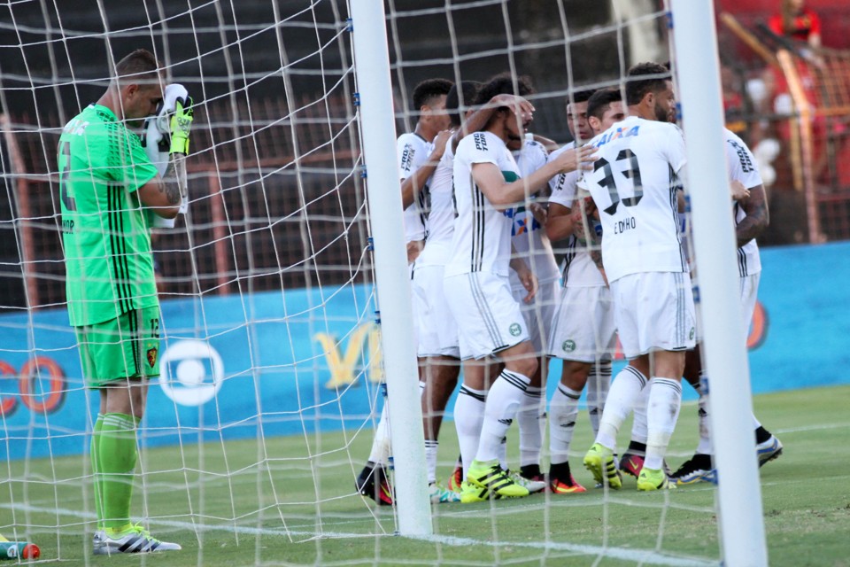Com segunda vitória fora do Couto, Coritiba “respira” antes de sequência difícil | ALDO CARNEIRO/ESTADÃO CONTEÚDO