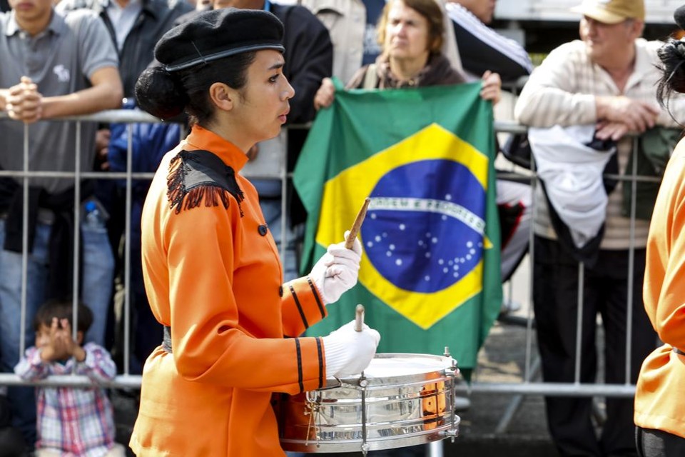 Desfile Cívico Militar comemorando a Independência do Brasil; a data modifica horário de funcionamento de diversos serviços em Curitiba. | Henry Milléo/Gazeta do Povo