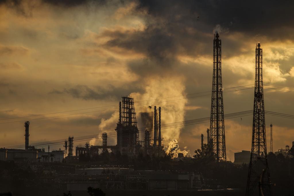 Refinaria Presidente Getúlio Vargas (Repar), em Araucária,é a quinta maior do país | Daniel Castellano/Gazeta do Povo