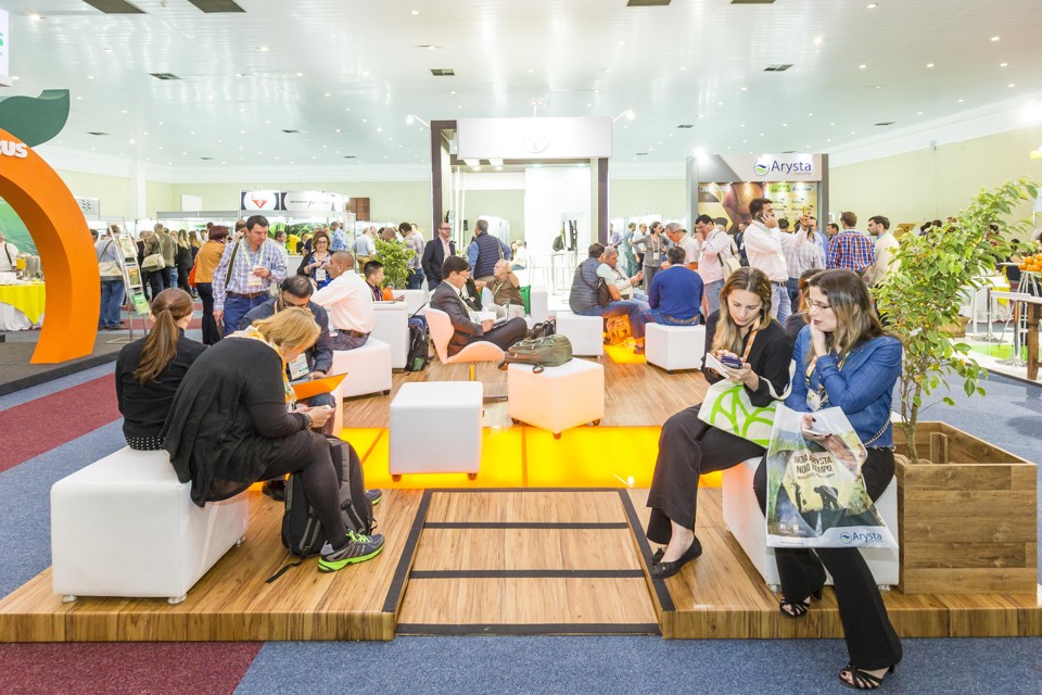 Área de descanso no International Citrus Congress, que ocorre em Foz do Iguaçu, Oeste do Paraná | Divulgação/