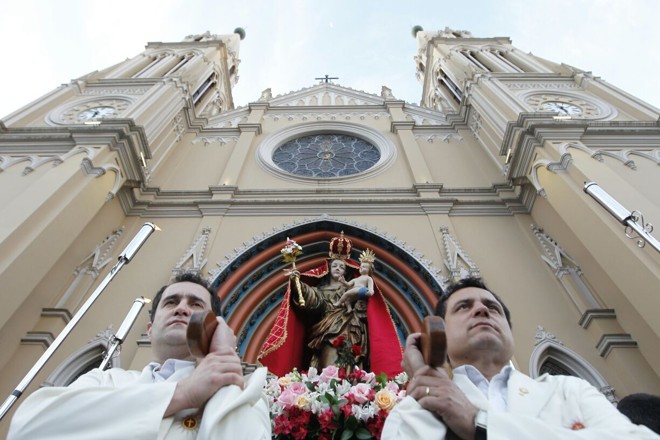 O Santuário Nossa Senhora do Guadalupe foi reuniu 300 fiéis para a procissão desta quarta (8) | Antônio More