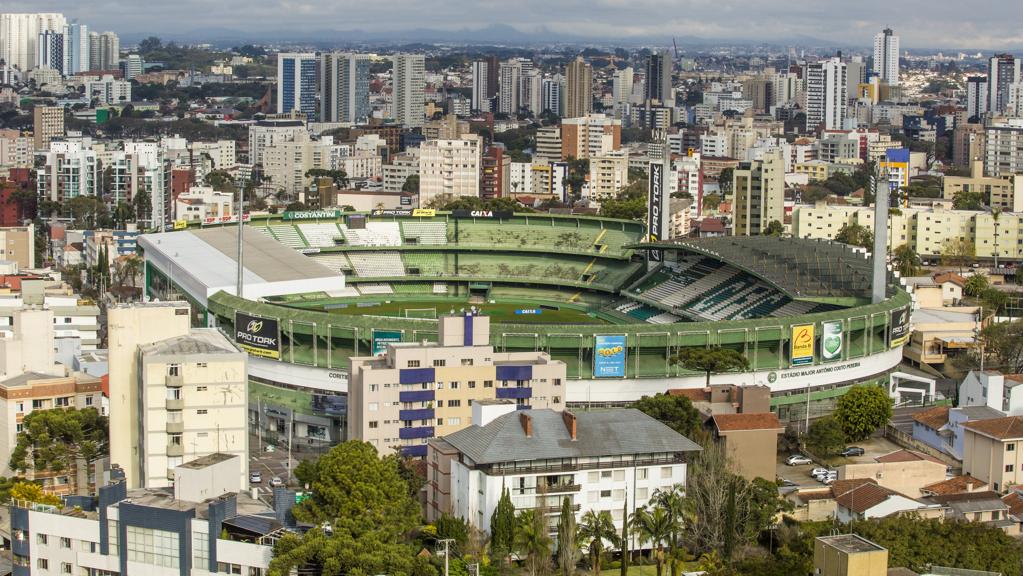 Algumas propostas envolvem a construção de estádio no lugar do Couto Pereira. | Lineu Filho/Gazeta do Povo